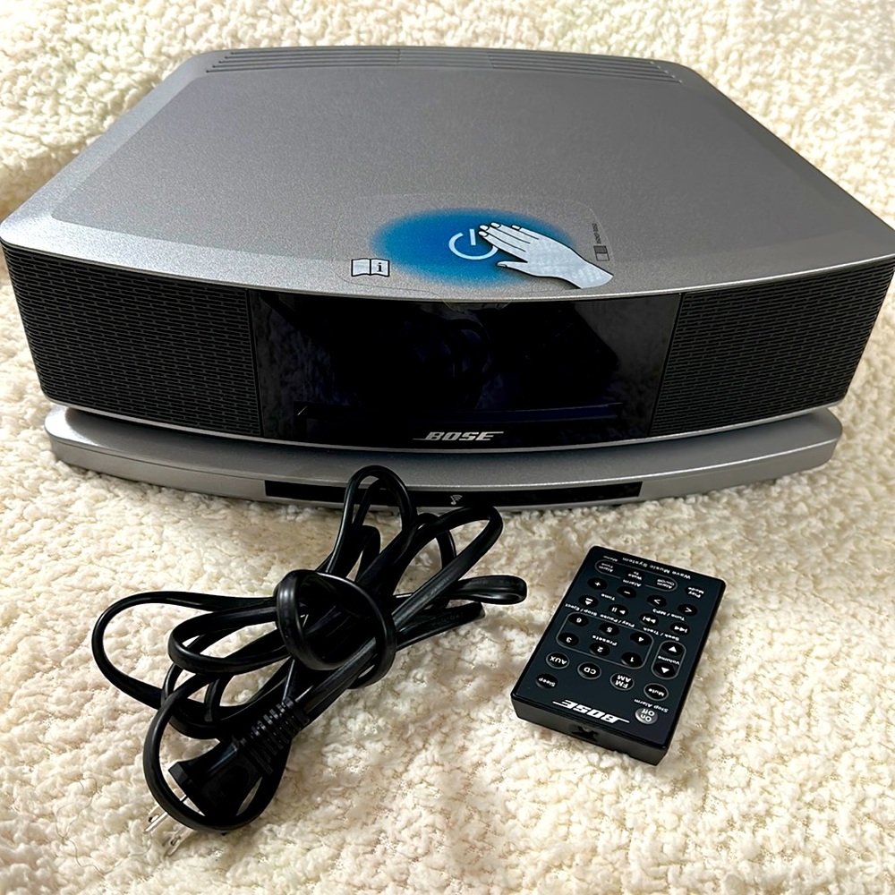 Bose wave sound touch music system. Ivy works with Alexa platinum silver.